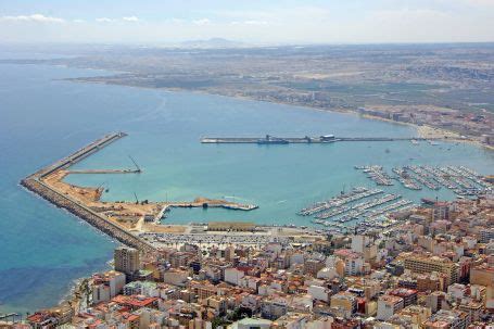 Marina Salinas - Book a berth now | MarinaReservation.com