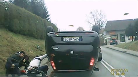 WYPADKI SAMOCHODOWE Listopad 2016 Cze 1 SZALENI KIEROWCY CAR CRASH