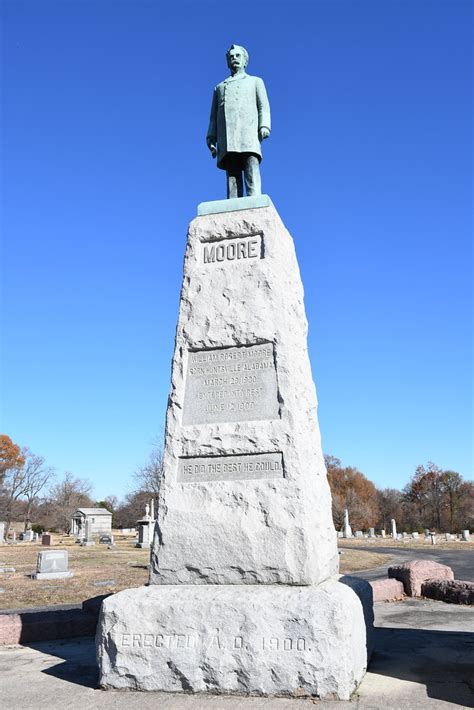 Forest Hill Cemetery William R Moore Monument And Grave Flickr