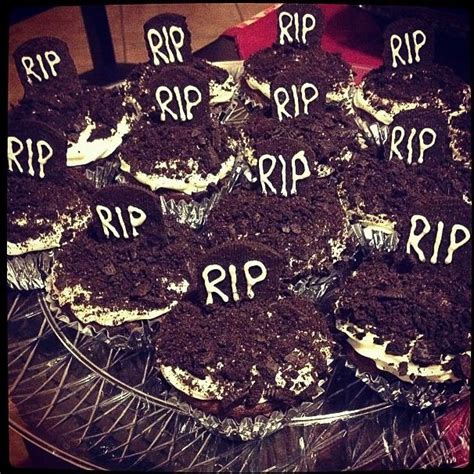 Spooky Halloween Tombstone Cupcakes