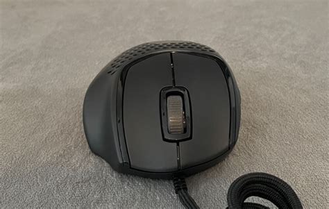 Cooler Master Mm720 Gaming Mouse Review