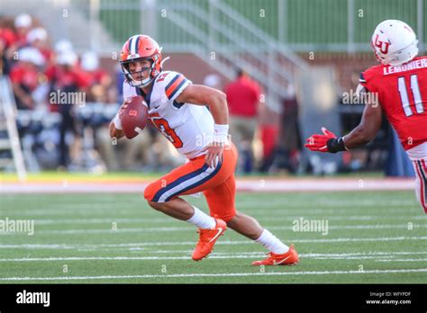 Tommy devito football quarterback hi-res stock photography and images - Alamy