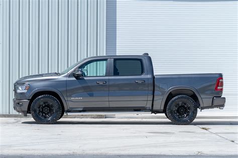 RAM 1500 DF03 DEFIANT WHEELS 18X9 33X12.5X18 NITTO TIRE STOCK