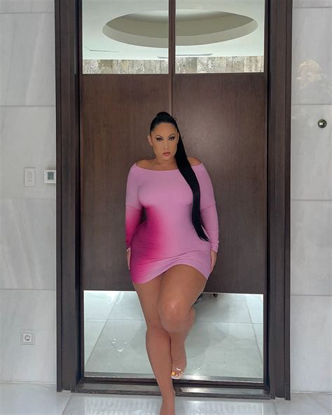 Lollie | @FashionNovaCurve 🔎 ambrose pink ombre mini dress outfit