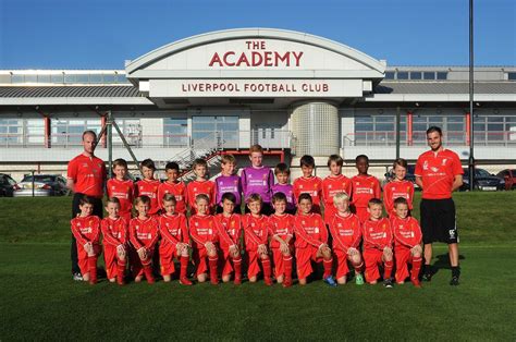 Liverpool Youth Academy 2010 11 Academy Under 18s Season Liverpool