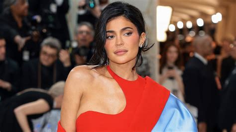 Kylie Jenner Is A Vision In Red As She Stuns At The 2023 Met Gala