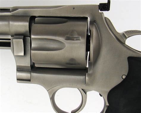 Dan Wesson 44 .44 MAg caliber revolver. Magnum revolver with 6" vent ...