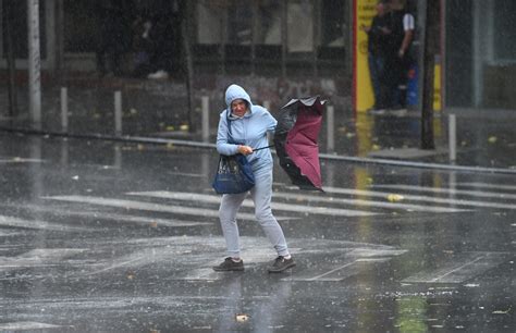 Novo upozorenje RHMZ Kreće olujna košava meteoalarm upaljen i za Beograd