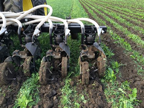 Cropside Strip Tillage Trending Now Ontario Grain Farmer