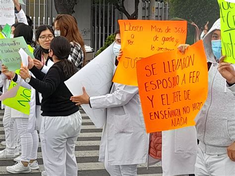 M Dicos Del Issste Bloquean Av Instituto Polit Cnico Nacional Por