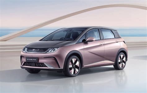 Byd Dolphin Dynamic Electric D Hatchback Pricing And Specifications