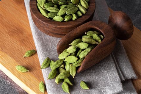 iff cardamom    taste