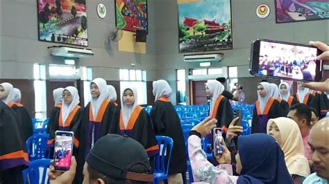 Majlis Graduasi Kali Ke 15 Mrsm Gemencheh Youtube