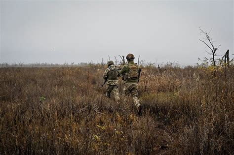 Ucrania Finlandia Env A Su Vig Simo Paquete De Asistencia Militar A