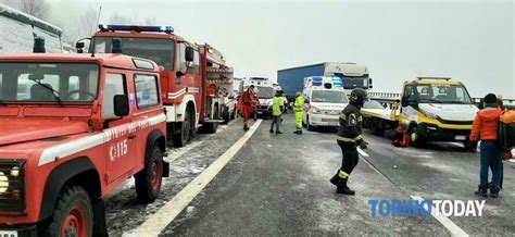 Maxi Tamponamento Morti Torino Bardonecchia Salbertrand 13 2 21