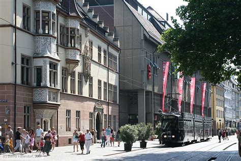 Deutschland Straßenbahn Freiburg im Breisgau Triebwagen 229