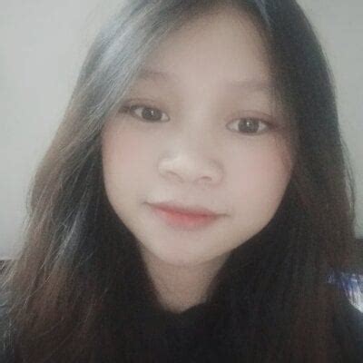 Modelka Phanht na kameře živá sex show a chat zdarma Stripchat