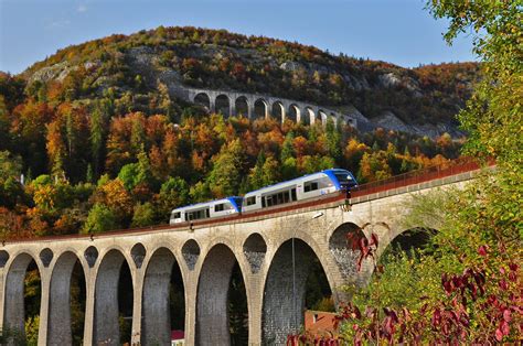 Sortez Du Train Train Sur La Ligne Des Hirondelles Jura Tourisme