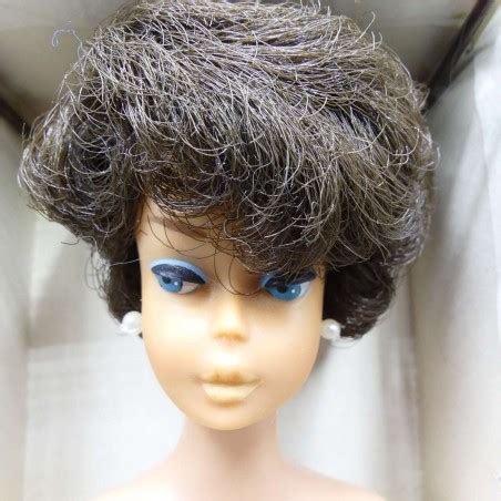 EUROPEAN Sidepart Bubblecut Vintage Barbie Brunette Doll From MIB