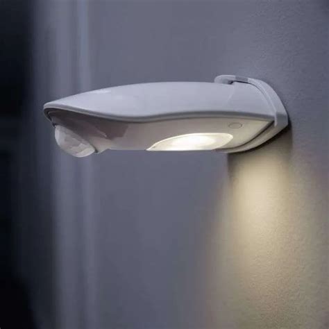 Batteridriven LED Dörrlampa med Sensor LEDVANCE DoorLED Vit IP54 0 95W