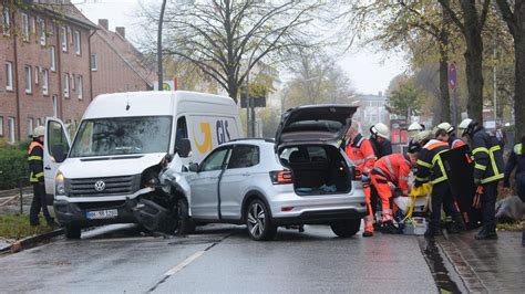 Polizei Hamburg 84 Jährige stirbt nach Unfall auf Kurt A Körber