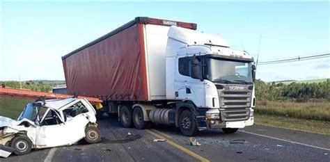 Motorista Provoca Engavetamento Feridos Na Rodovia Francisco Alves