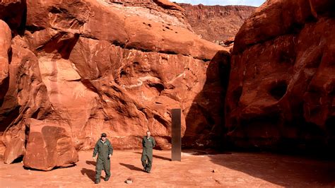 Utah Monolith Mysteriously Disappears From Desert - The New York Times