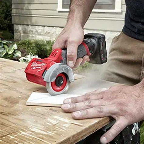 Milwaukee Compact Cordless Cut-Off Tool, 54% OFF