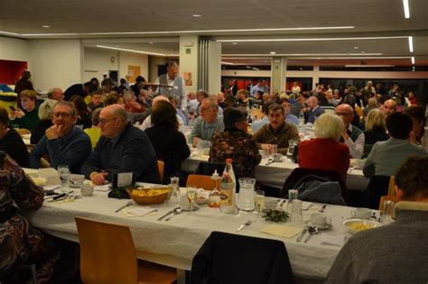 Het Oudejaarsfeest Van KU Leuven Kulak En Sint Michielsbeweging Zoekt