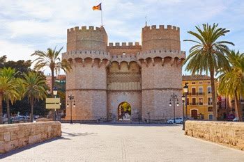 Torres De Serranos Gu A De Valencia Qu Ver Tripkay