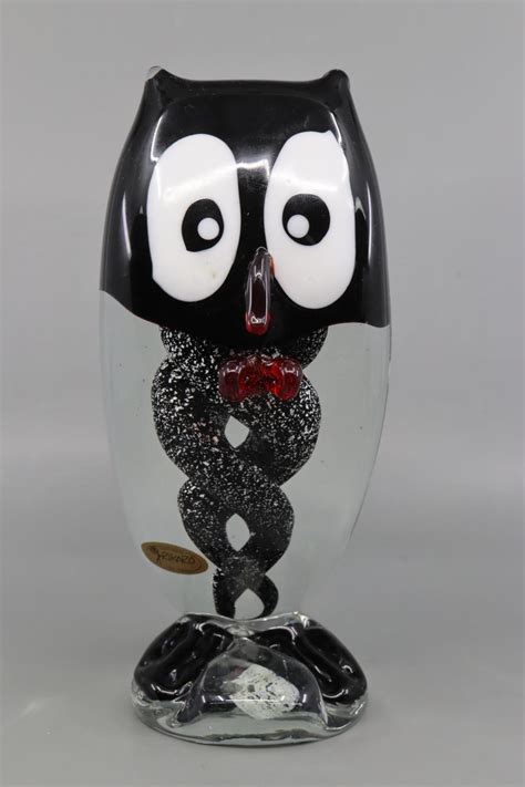 Lot Rikaro Art Glass Owl