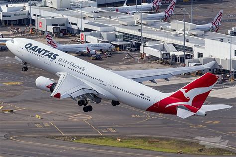 Qantas Fleet Airbus A330 200 Details And Pictures