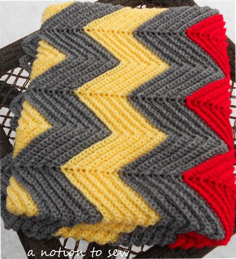 a notion to sew: Crochet Chevron Blanket