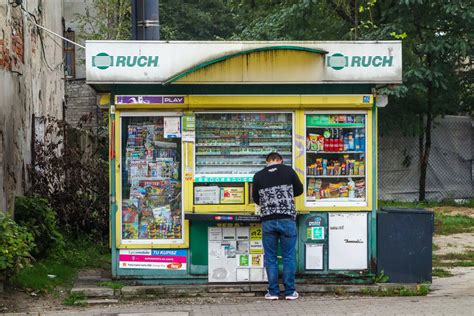 Koniec pewnej epoki Więcej gazet w kiosku Ruchu już nie kupisz Tylko