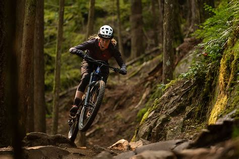 Focused on Mountain Biking | Lazer