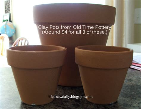 Life is {Sew} Daily: Painted Clay Pots {Tutorial}