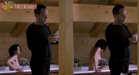 Naked Valentina Cervi In Rien Sur Robert