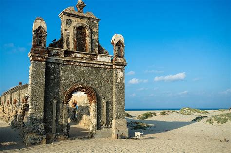 Dhanushkodi Old Church | Old church, Clouds wallpaper iphone, Abandoned ...