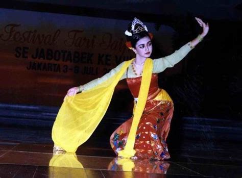 jaipong dance from bandung ~ INDONESIAN CULTURE