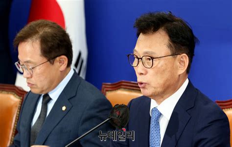 포토 발언하는 박광온 더불어민주당 원내대표 Save Internet 뉴데일리