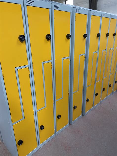 Z Lockers with Steel doors - Lockers For Schools And Leisure