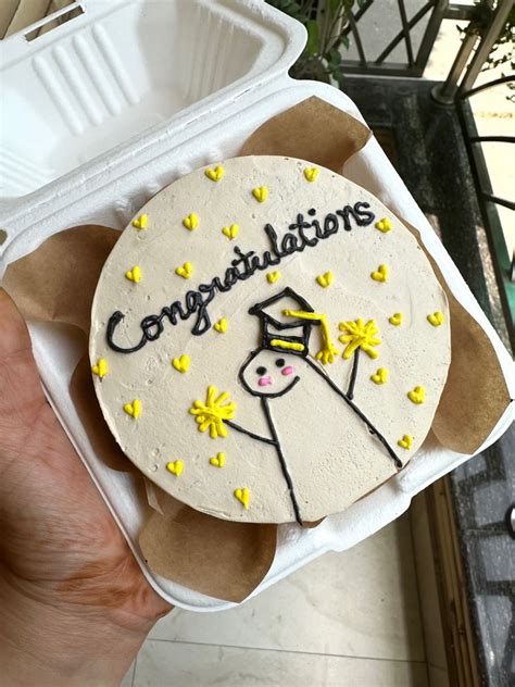 Graduation Bento Cake Ideas