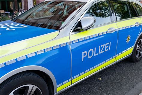 Heimertingen Roter Kleinwagen Verursacht Unfall Auf Der A7 Und