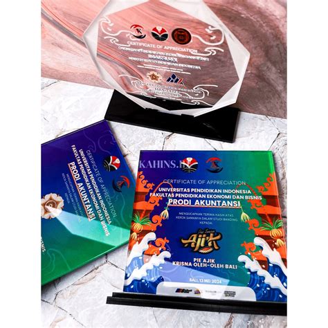 Jual Plakat Plakat Akrilik Plakat Akrilik Wisuda Plakat Print Uv