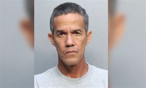 Cubano Detenido En Miami Por Pelea De Gallos Viajaba A La Isla Para Hacerlo