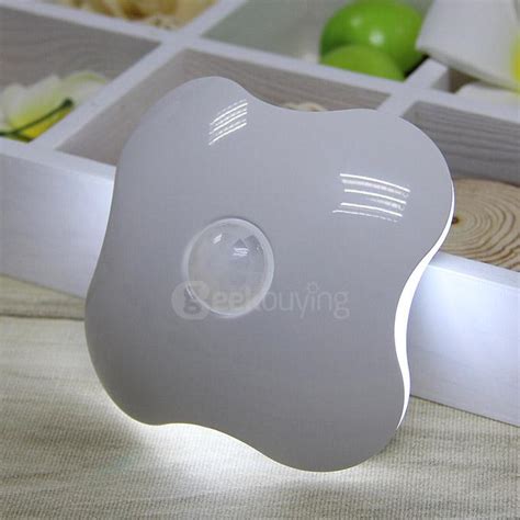 Clover Style Rechargeable 6 Led Human Body Sensor Light