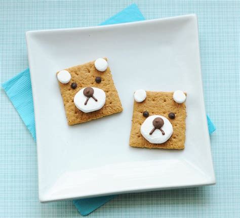 7 Crafts to Celebrate a Teddy Bear Picnic