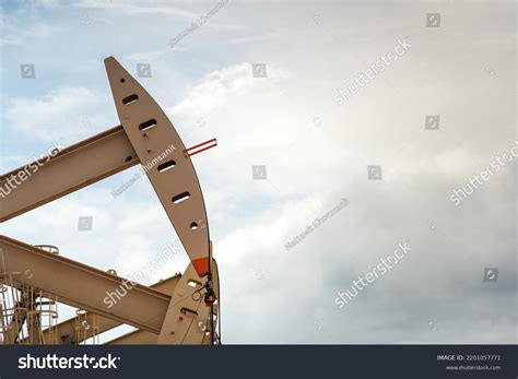 beam pump technology stock  images photography