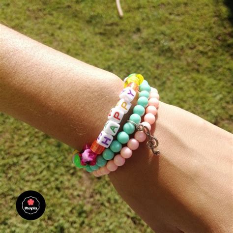 Pulseiras De Miçangas Infantil Com Nome - Pulseiras de miçangas coloridas com nome personalizado | Shopee Brasil