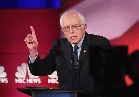 These Bernie Sanders Memes And Jokes From The Democratic Debate Will Have You Feelin The Bern